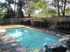104 HILLCREST DR — photo 3