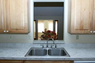 104 HILLCREST DR — photo 4