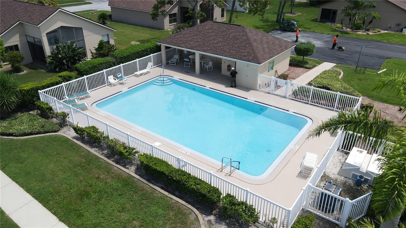 9221 HALBERG DR — photo 35