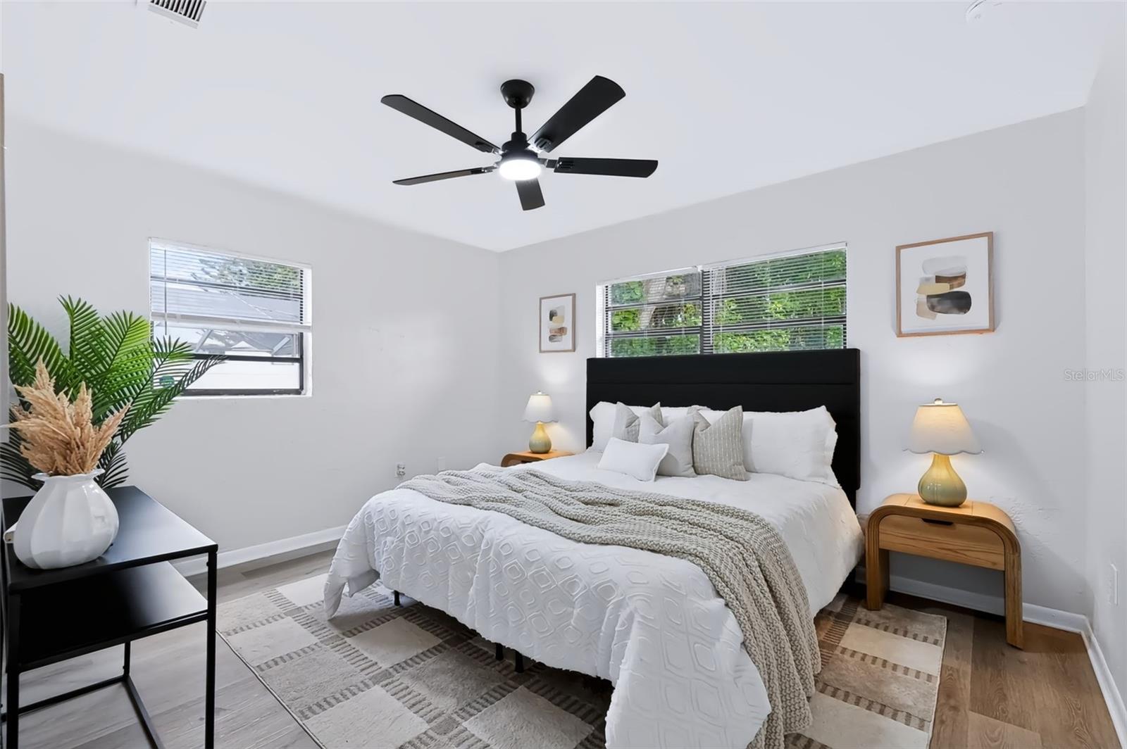 327 BARBARA CIR — photo 18