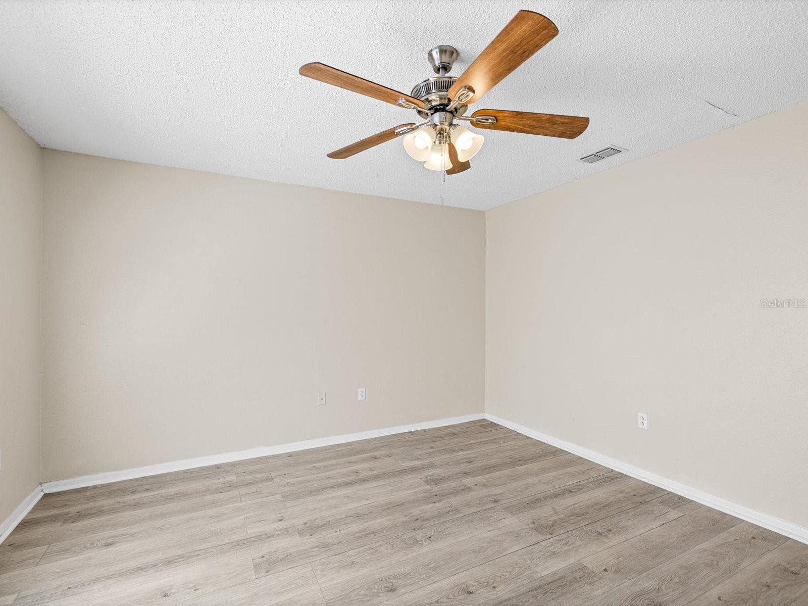 12614 LAKE VISTA DR — photo 18