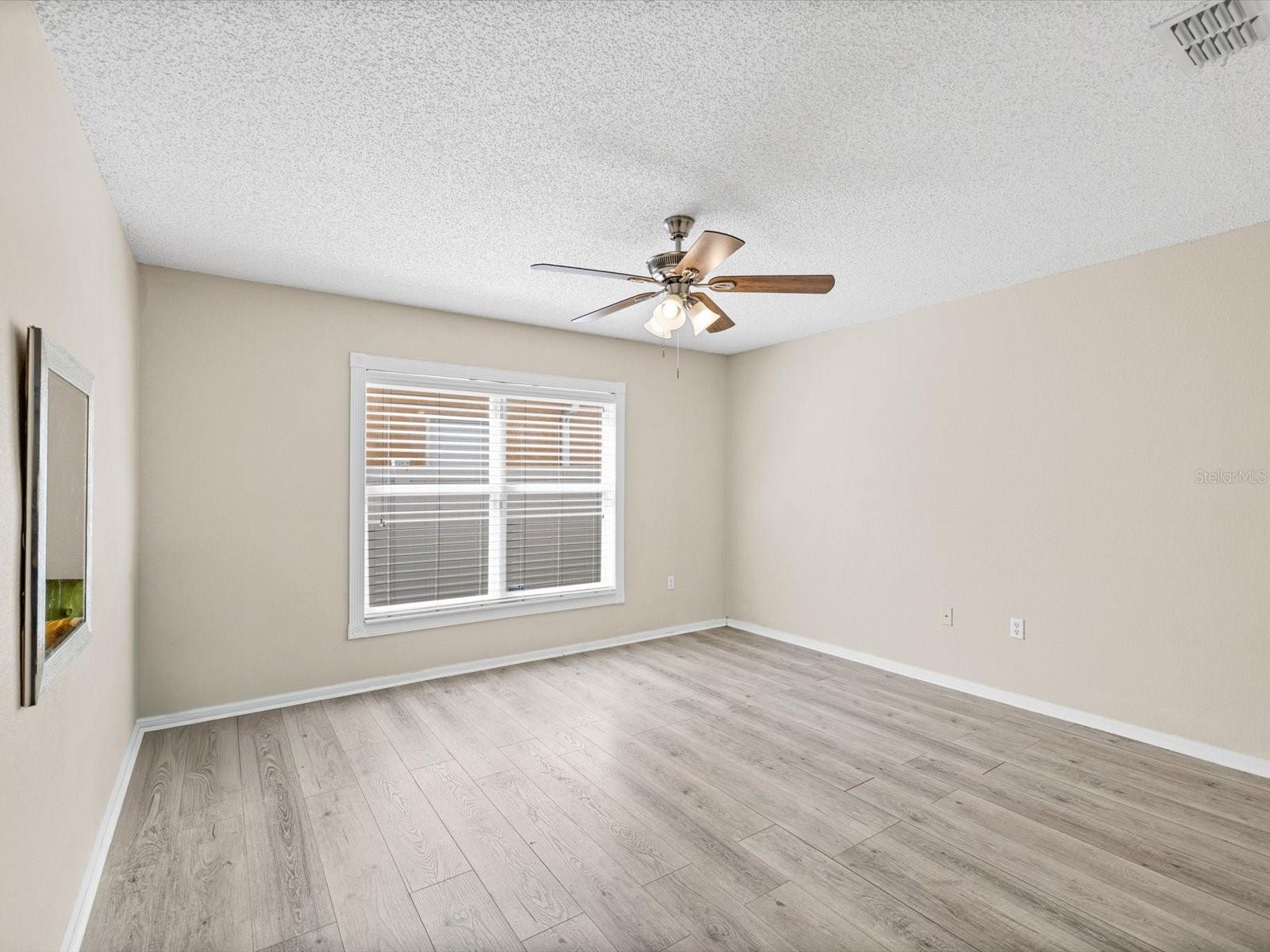 12614 LAKE VISTA DR — photo 17