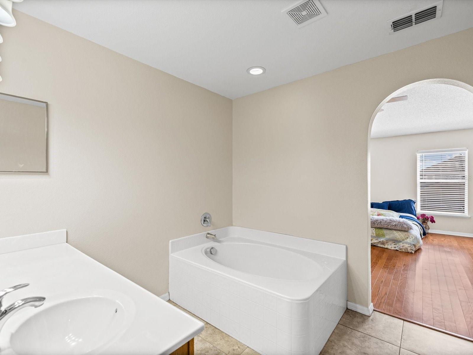 12614 LAKE VISTA DR — photo 25
