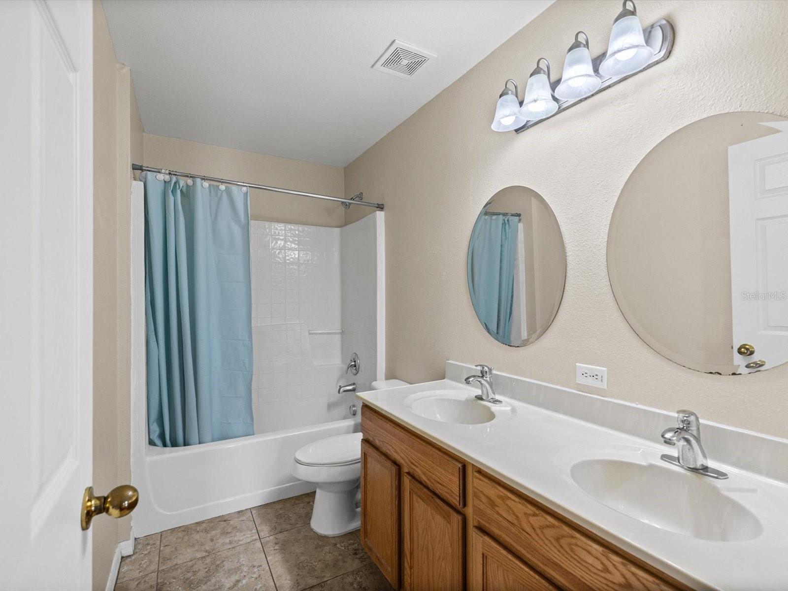 12614 LAKE VISTA DR — photo 30