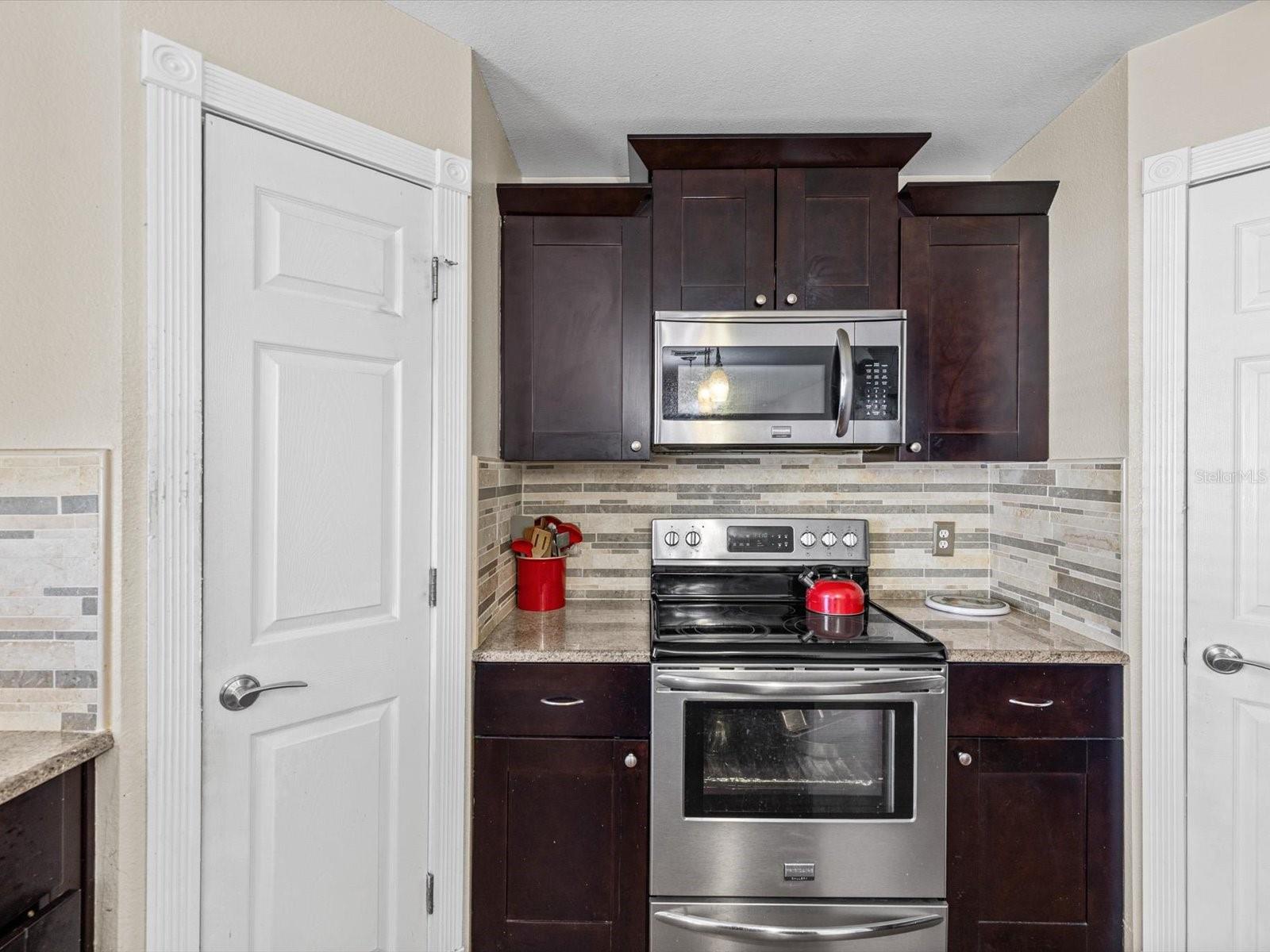 12614 LAKE VISTA DR — photo 11