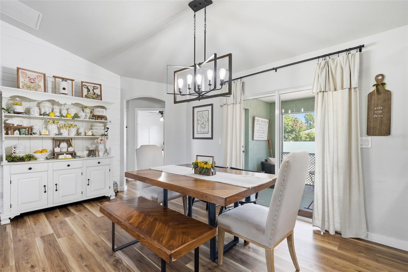 2244 PENGUIN LN — photo 12