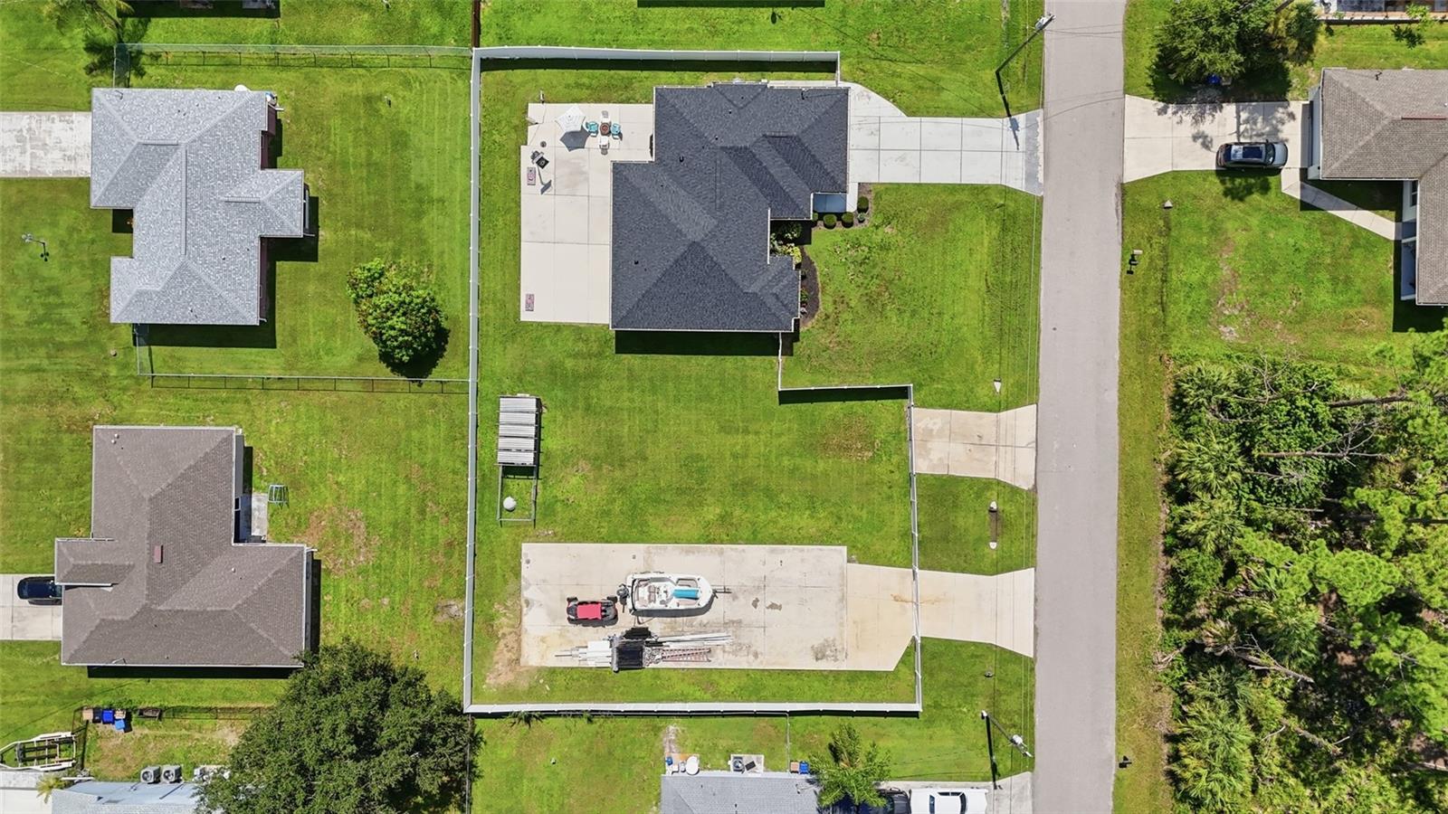 2244 PENGUIN LN — photo 27