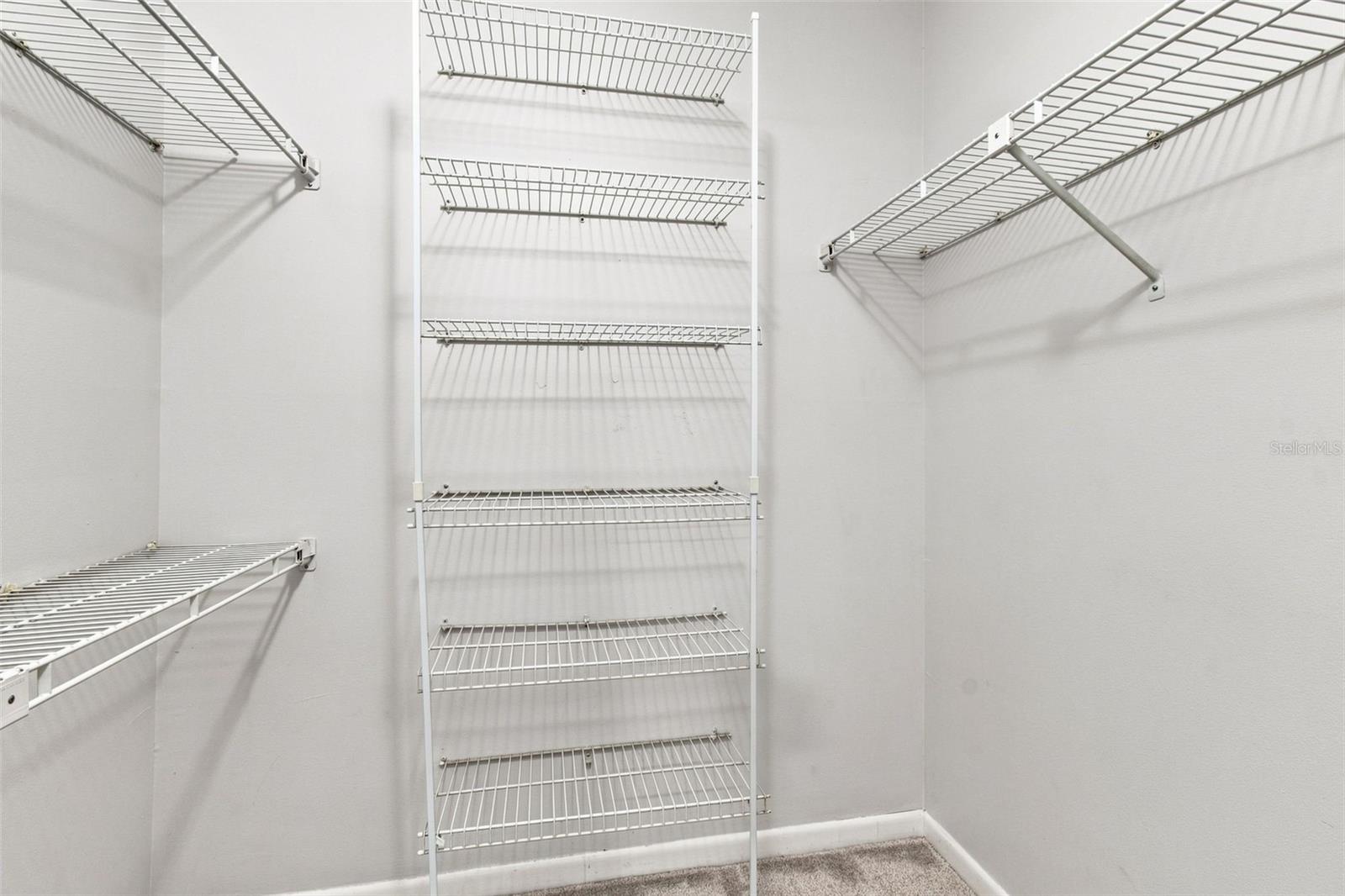 2530 W MARYLAND AVE #C — photo 45