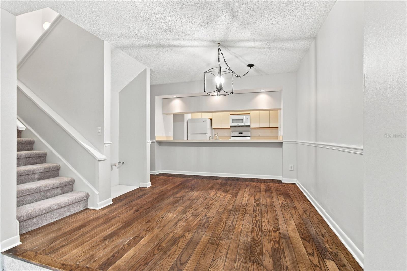 2530 W MARYLAND AVE #C — photo 16