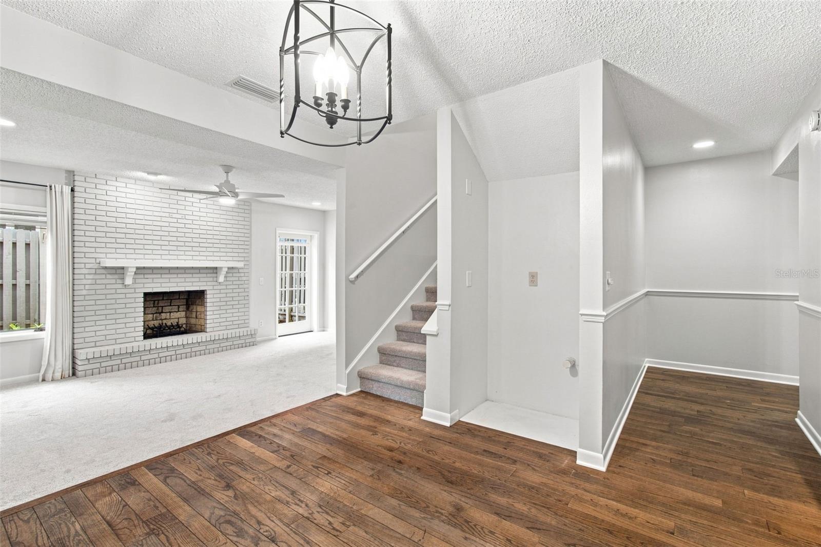 2530 W MARYLAND AVE #C — photo 19