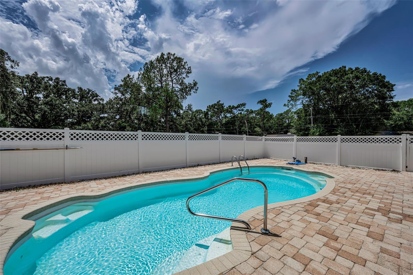 7812 WINDWARD WAY — photo 47