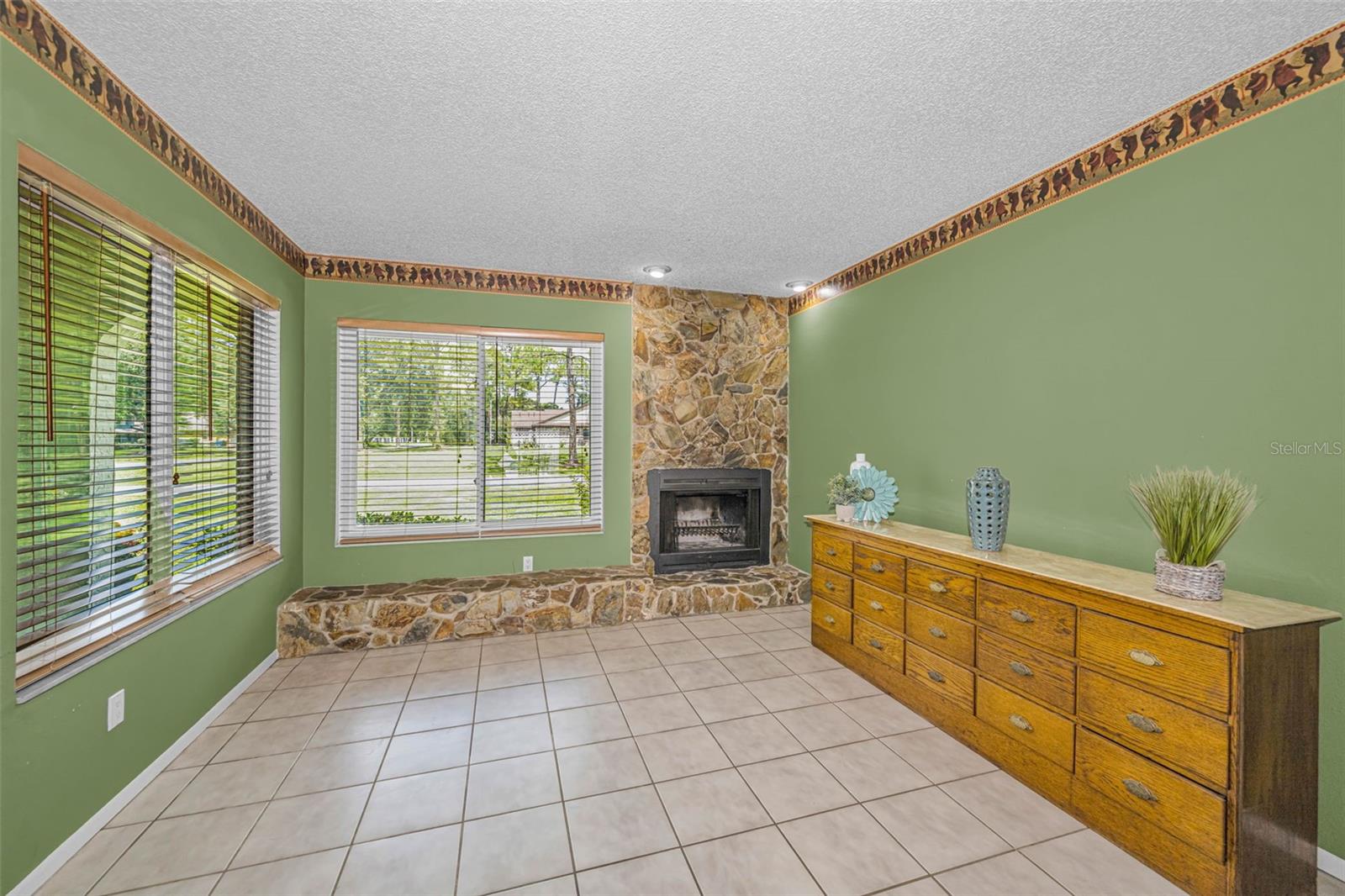 7812 WINDWARD WAY — photo 33
