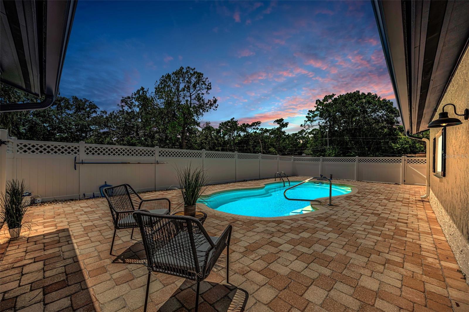 7812 WINDWARD WAY — photo 52