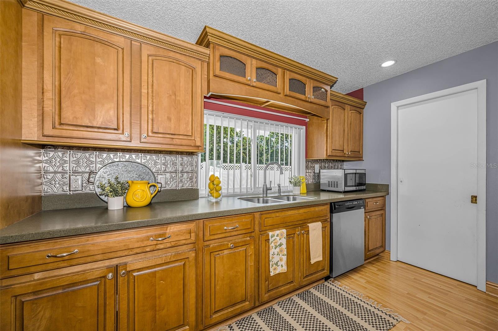 7812 WINDWARD WAY — photo 25
