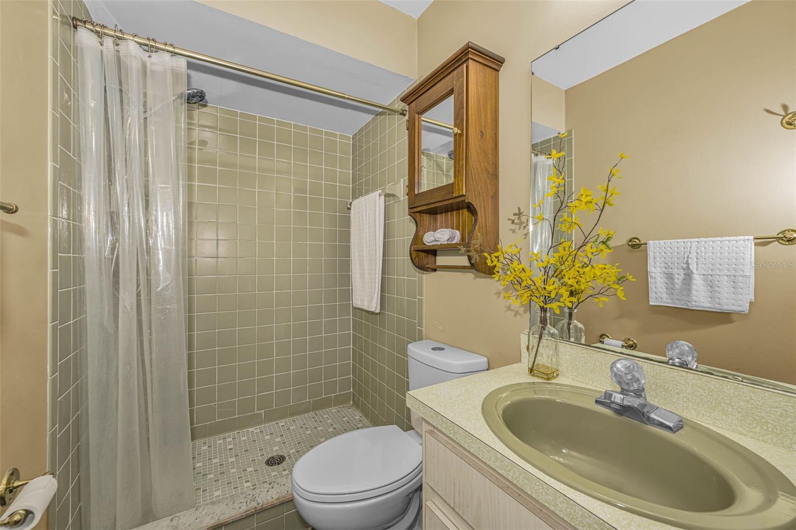 7812 WINDWARD WAY — photo 43