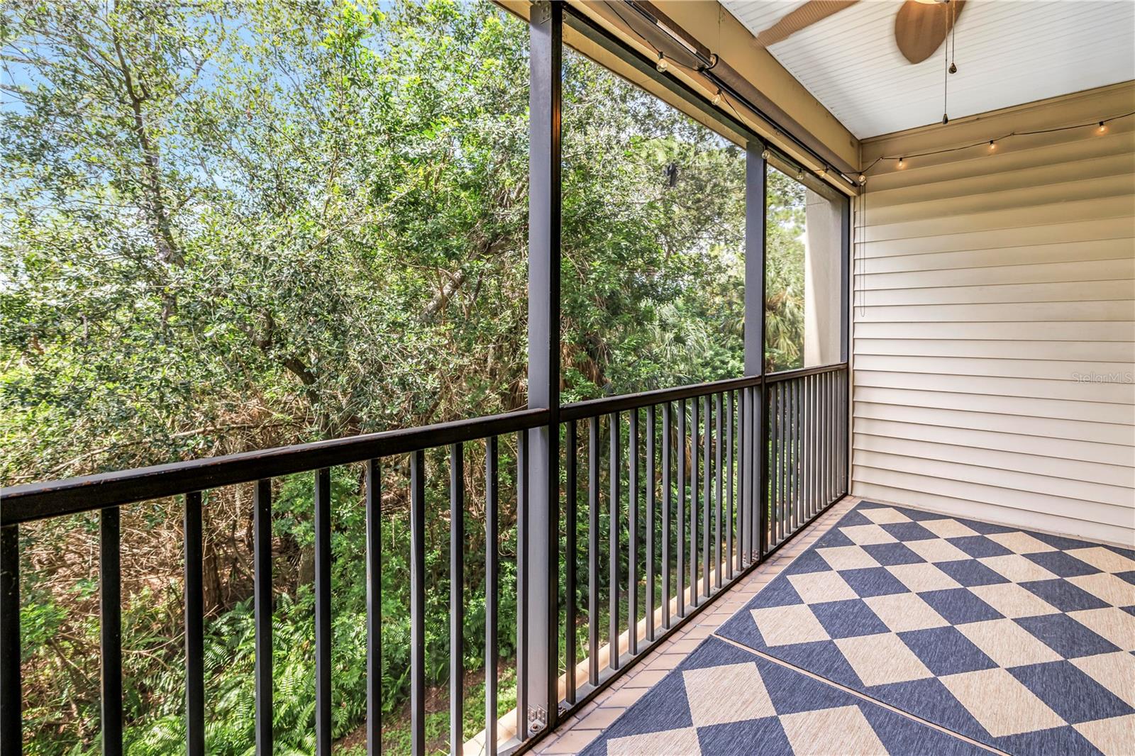 9715 BAY GROVE LN — photo 36