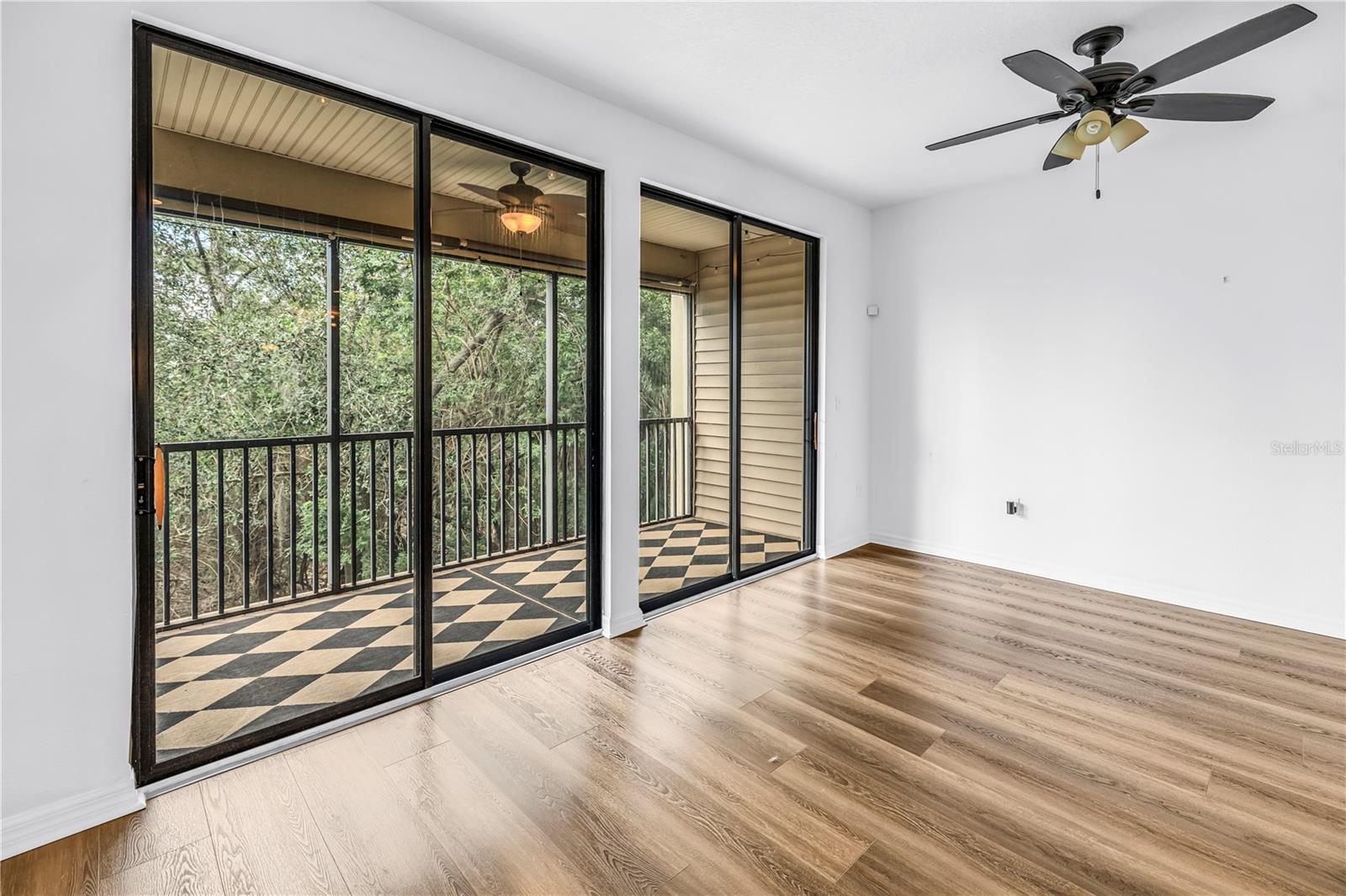 9715 BAY GROVE LN — photo 5