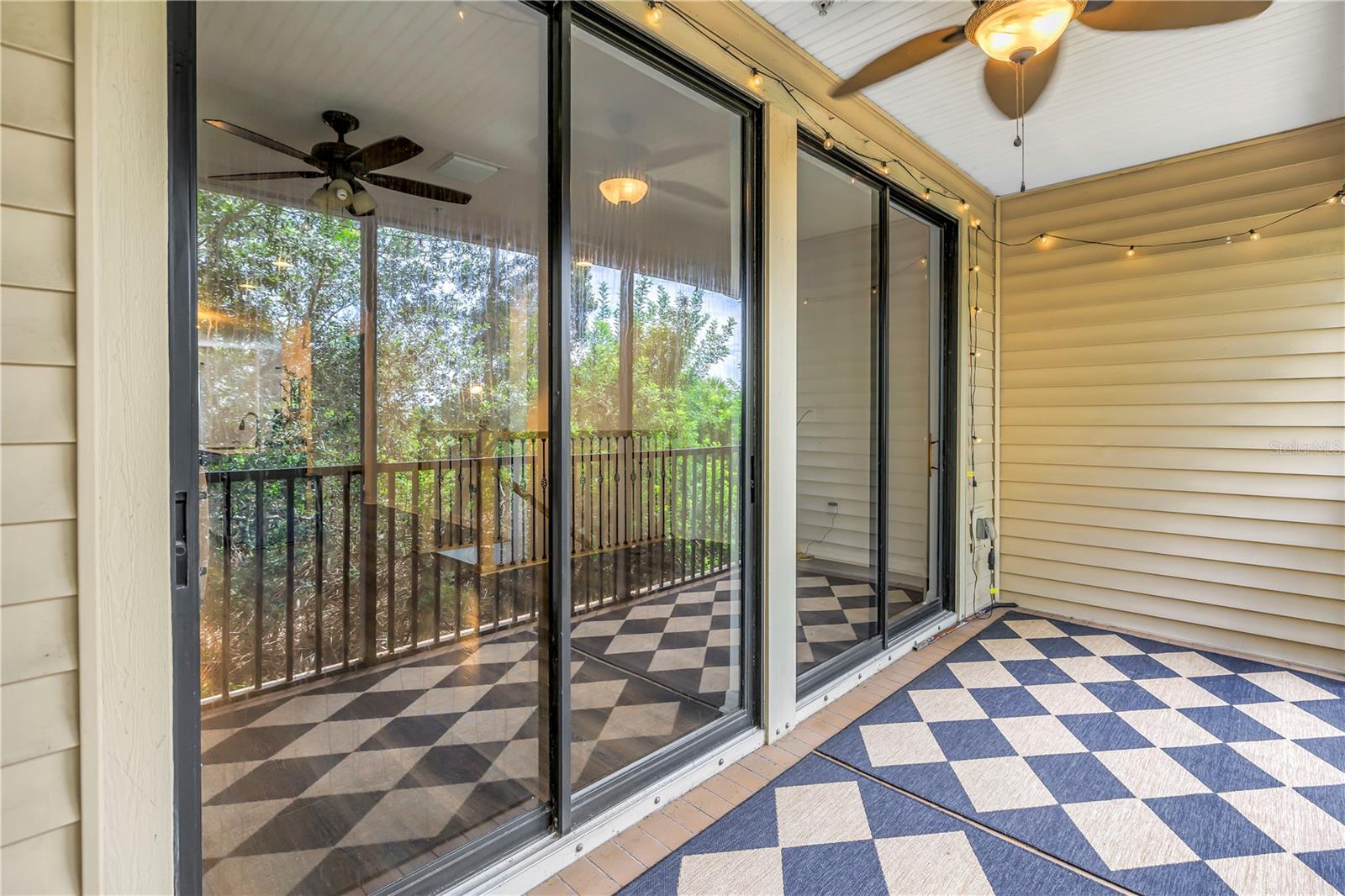 9715 BAY GROVE LN — photo 35