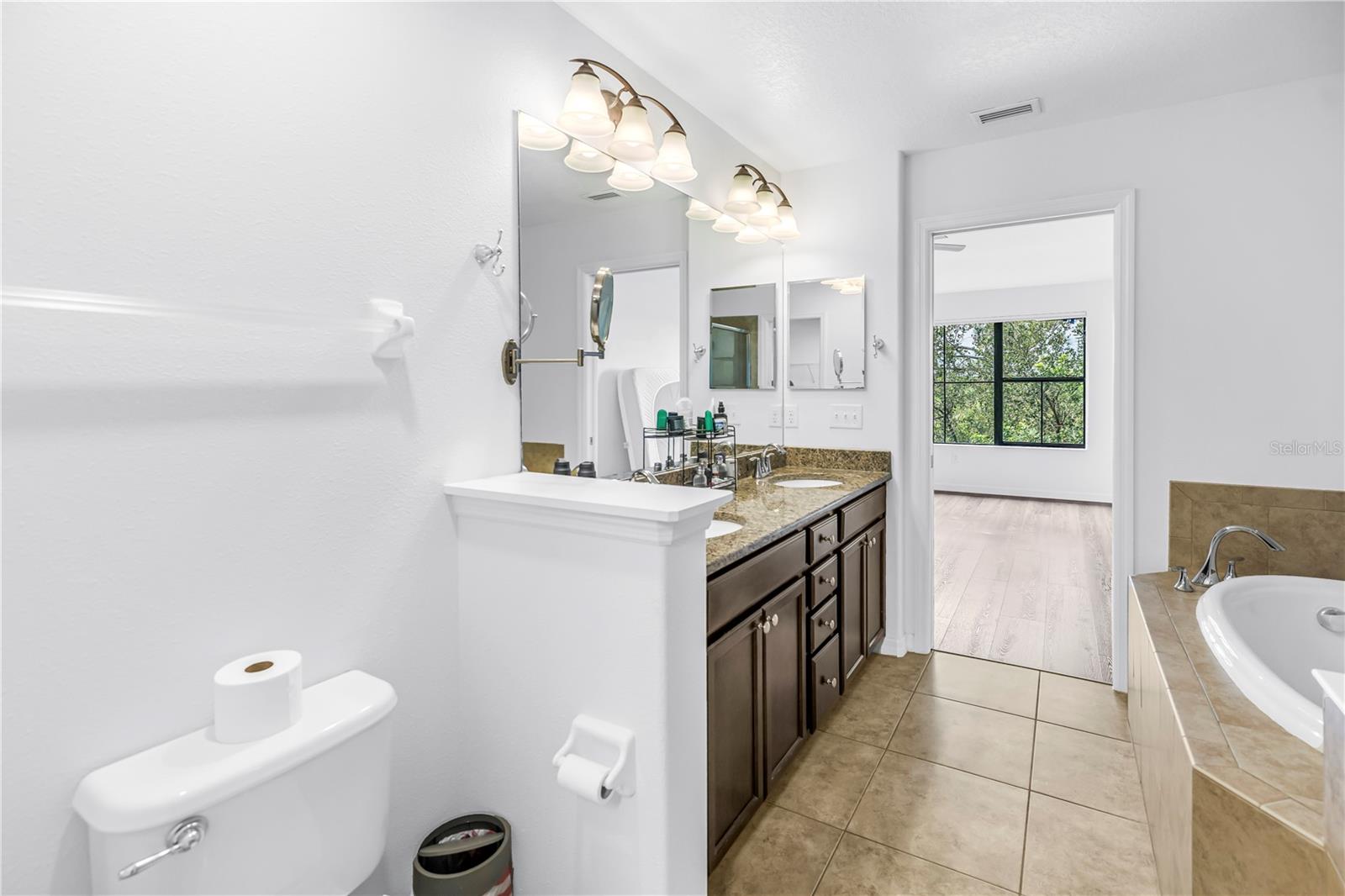9715 BAY GROVE LN — photo 25