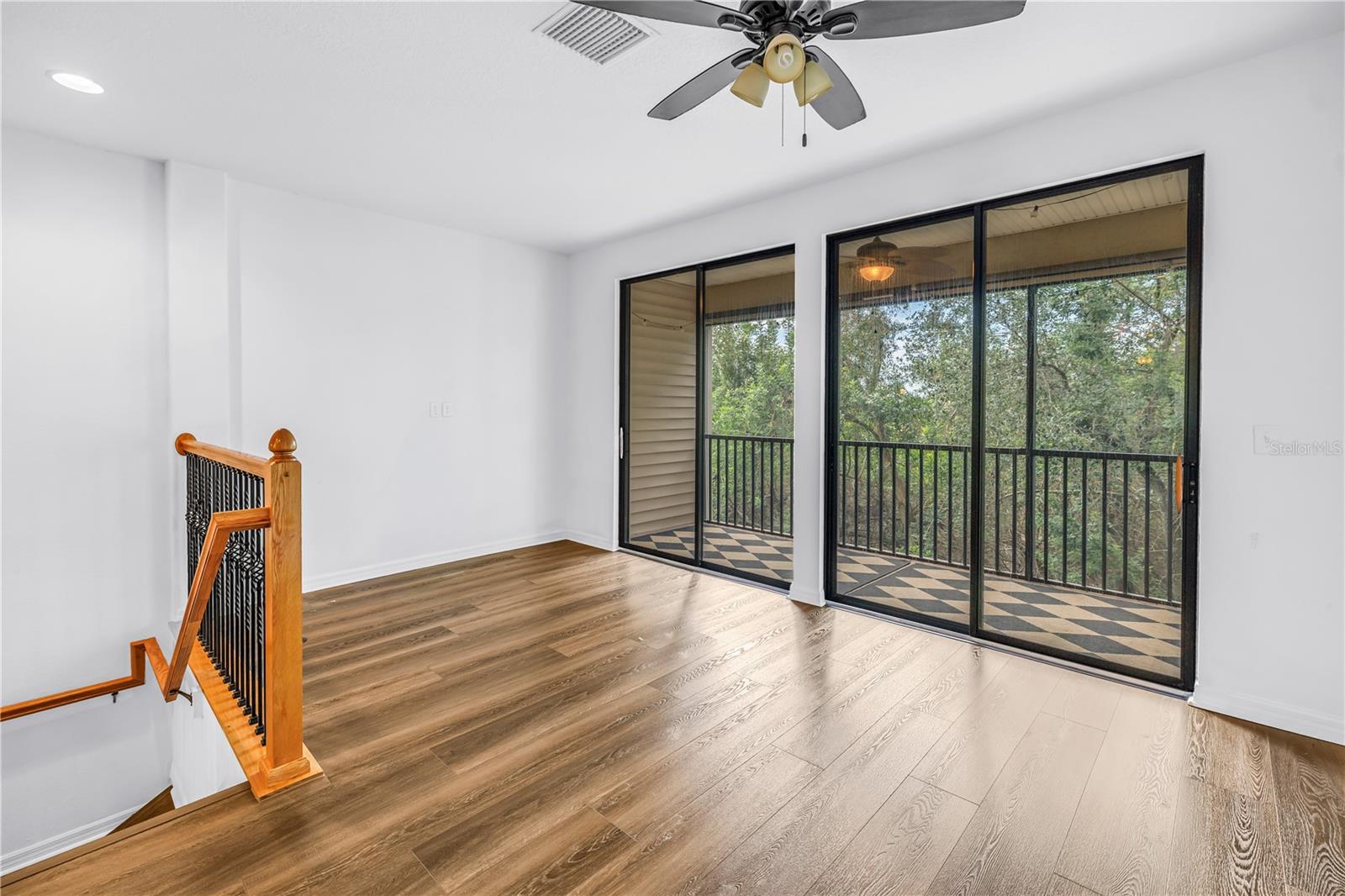 9715 BAY GROVE LN — photo 4