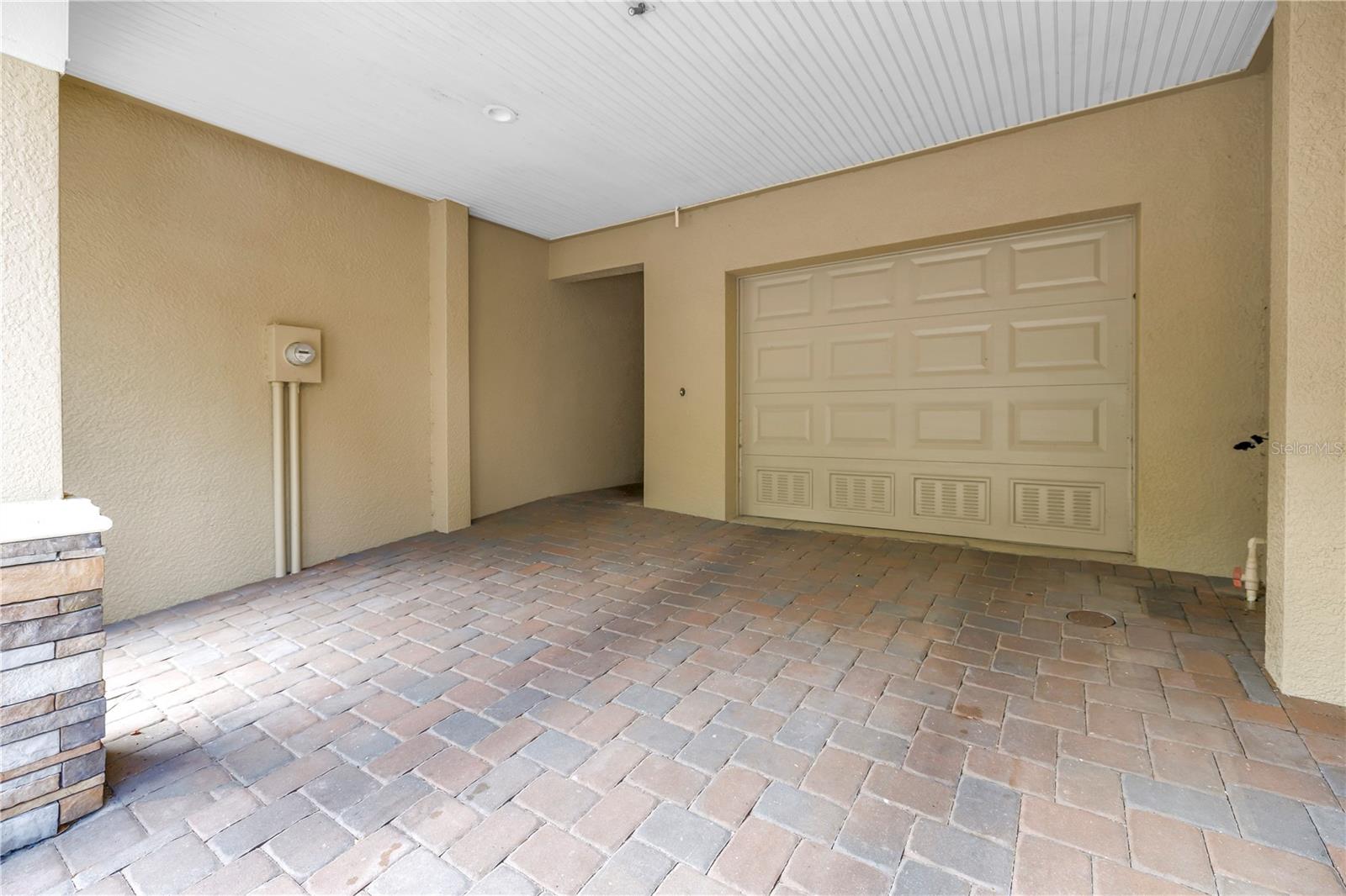 9715 BAY GROVE LN — photo 45