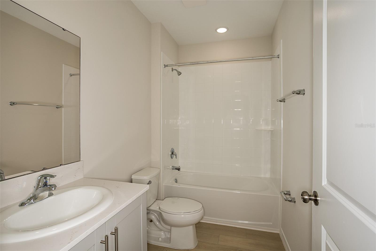2151 LAWSON WAY — photo 17