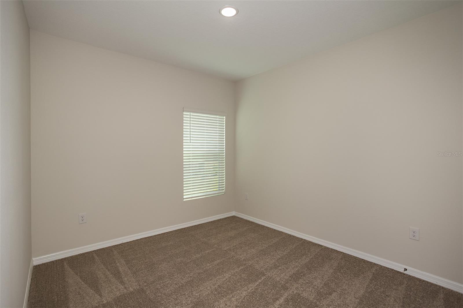 2151 LAWSON WAY — photo 15