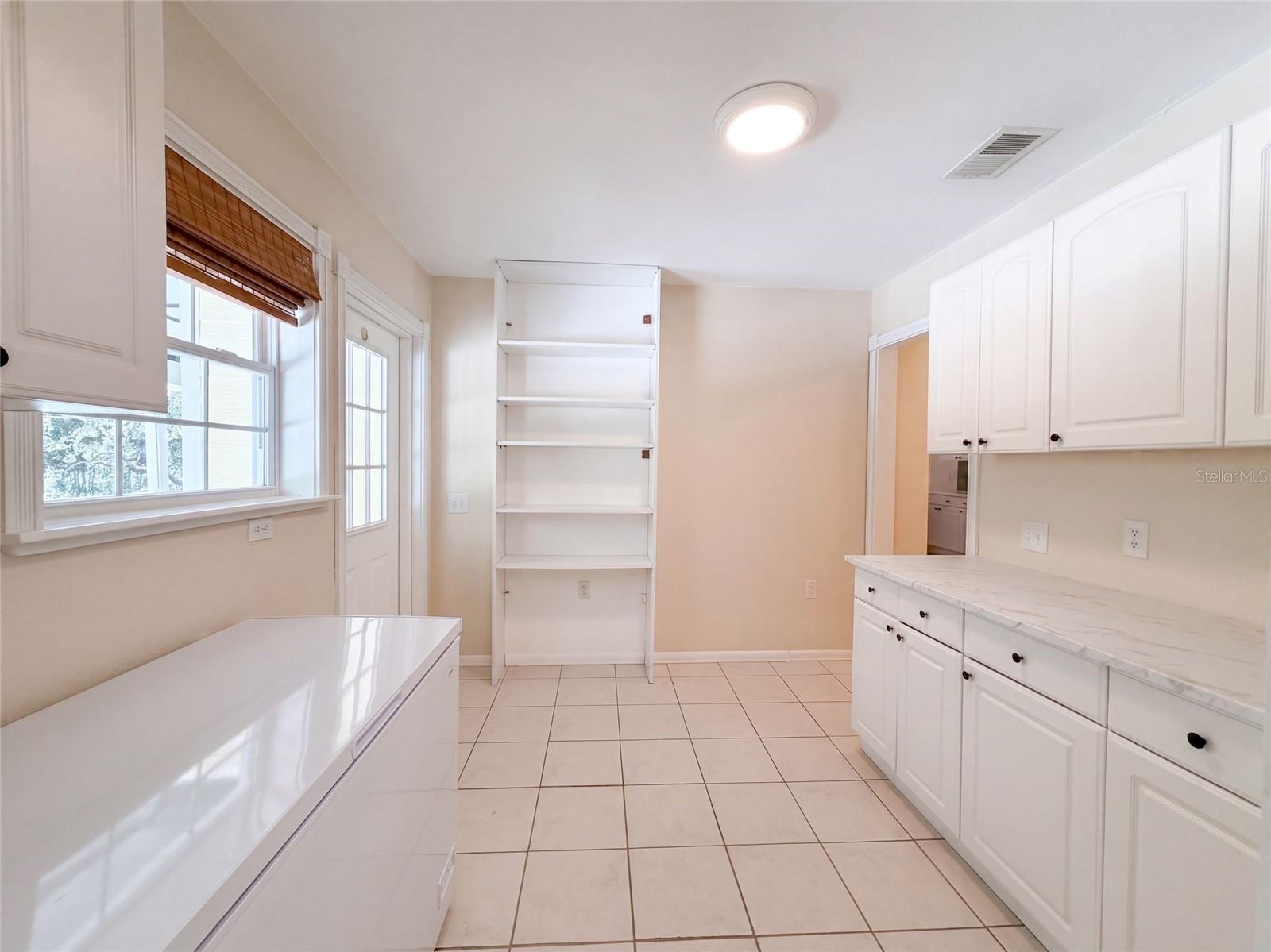 5438 COLD SPRING LN — photo 16