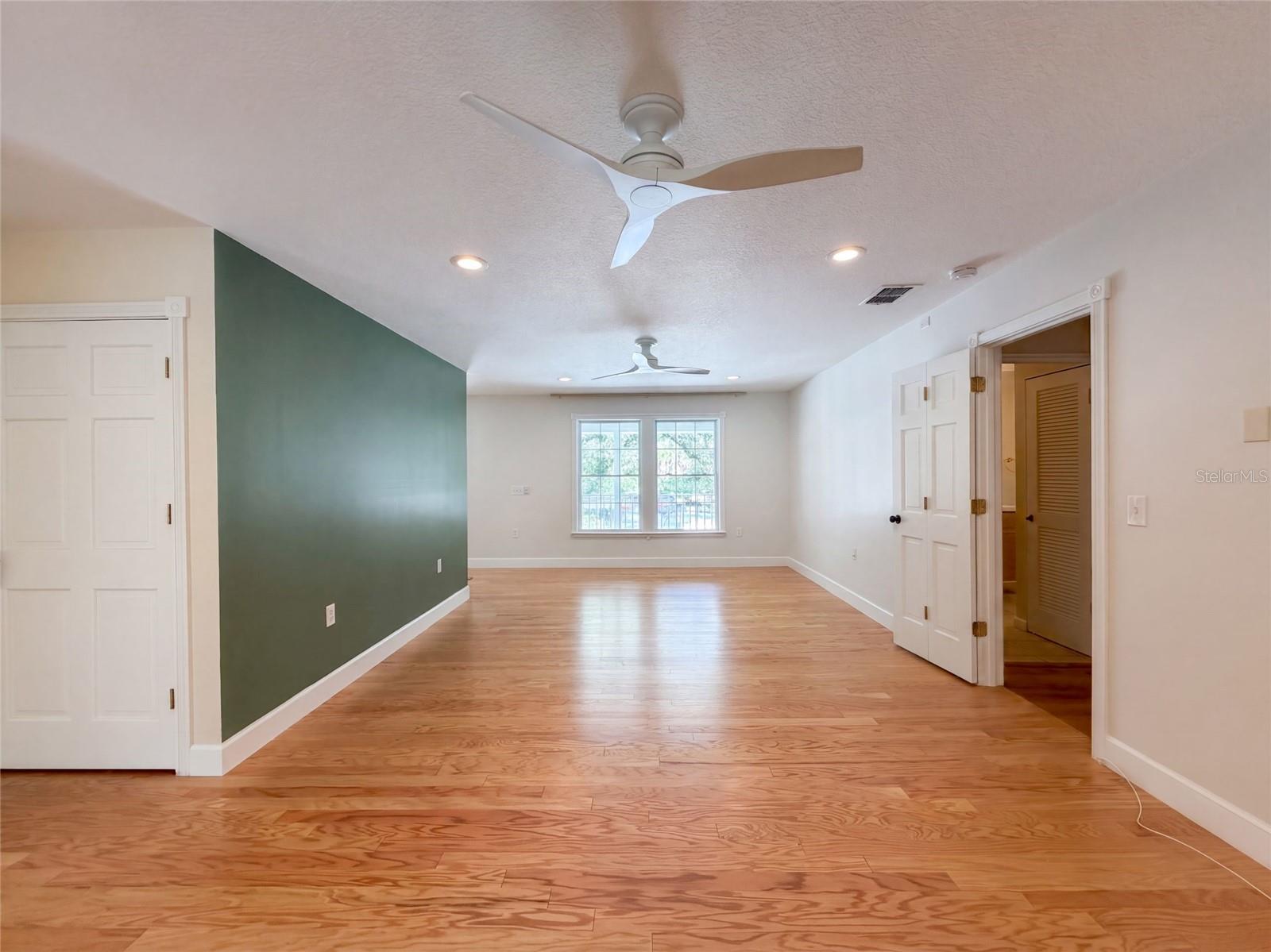 5438 COLD SPRING LN — photo 8