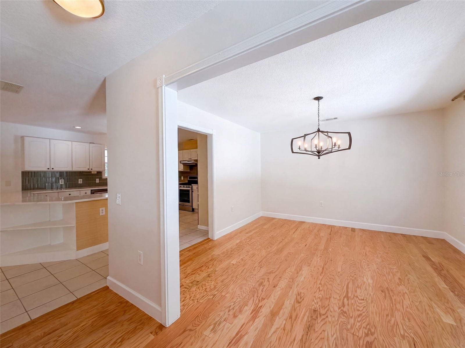 5438 COLD SPRING LN — photo 11