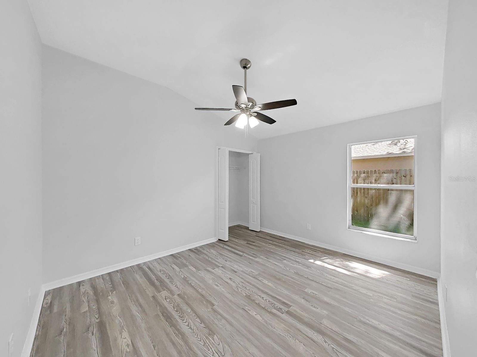 1423 LAKE SHORE RANCH DR — photo 33