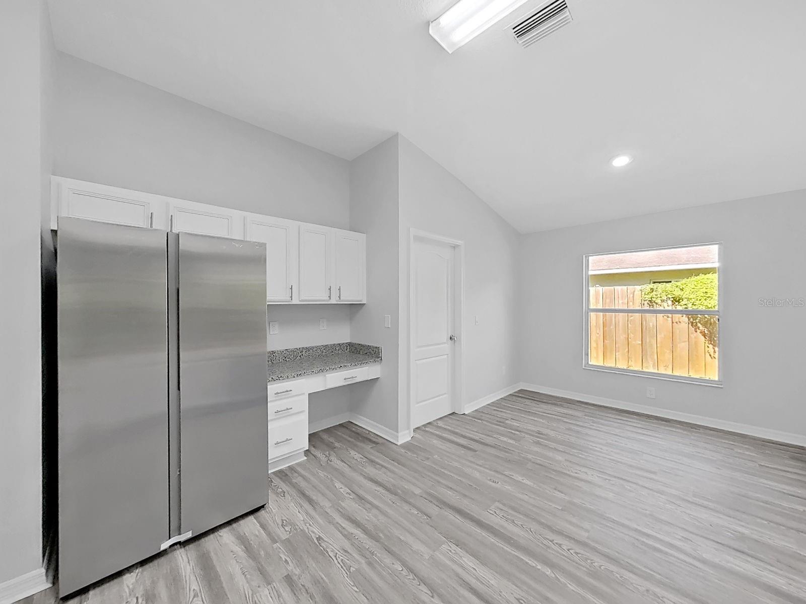 1423 LAKE SHORE RANCH DR — photo 13
