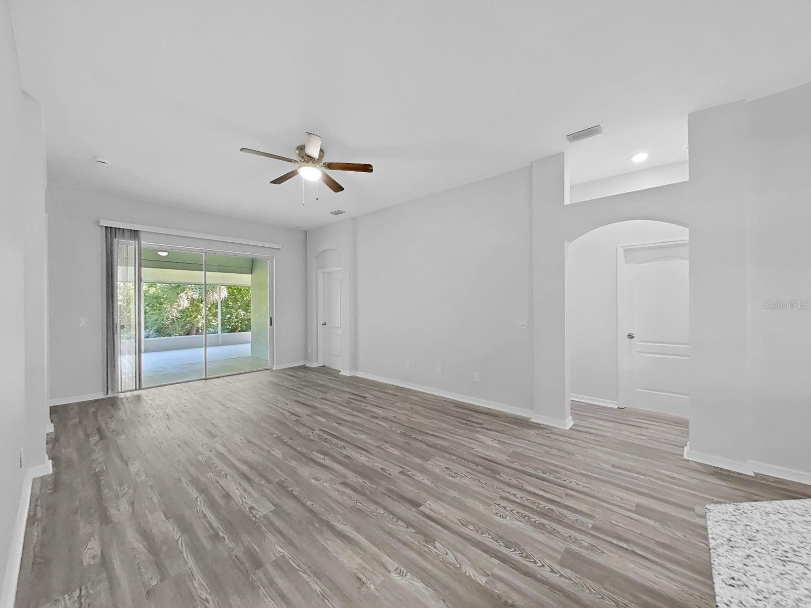 1423 LAKE SHORE RANCH DR — photo 20