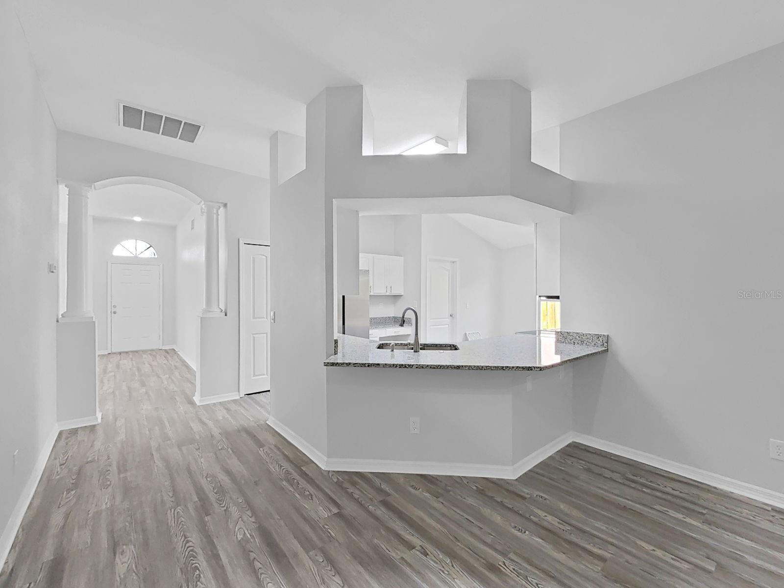 1423 LAKE SHORE RANCH DR — photo 19