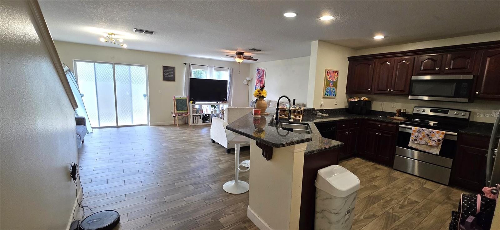 4555 LIMERICK DR — photo 8