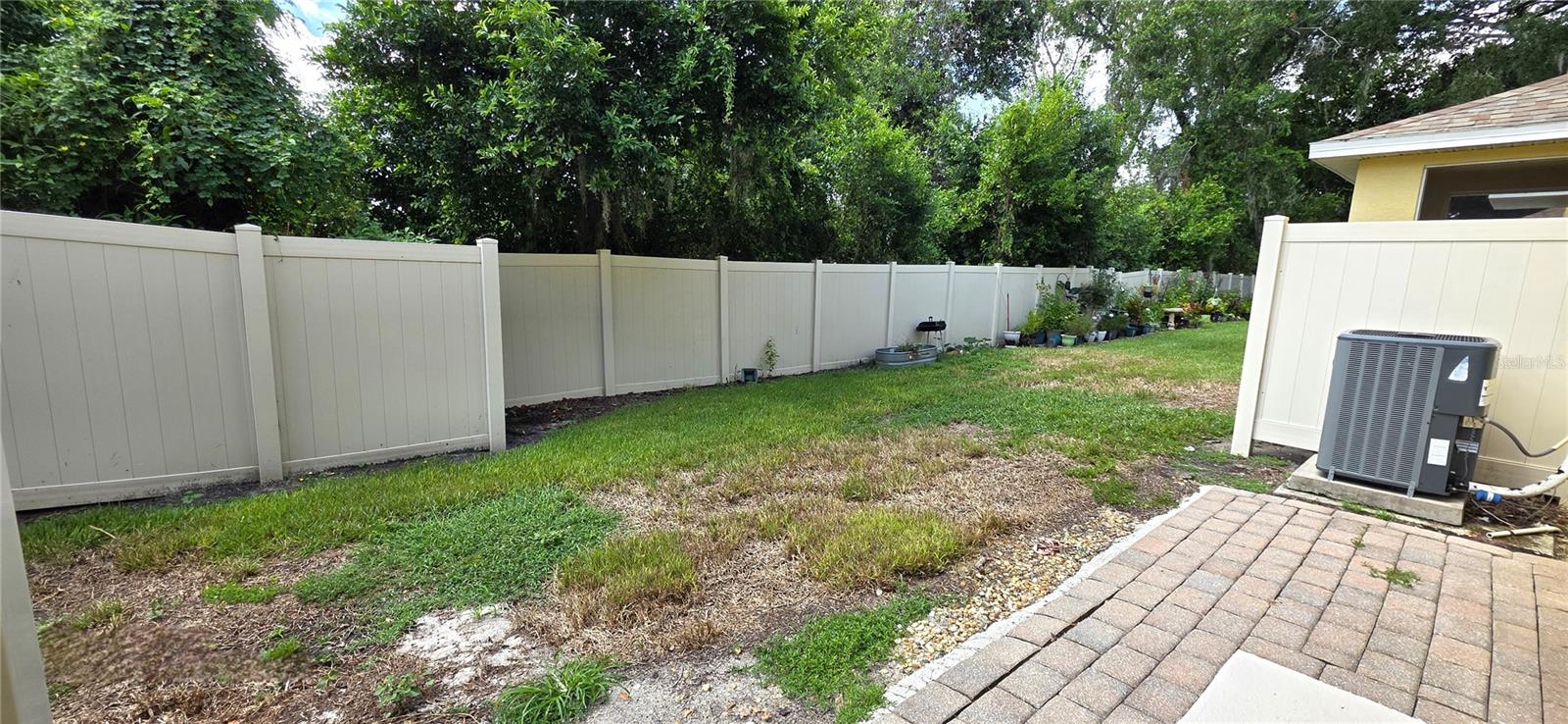 4555 LIMERICK DR — photo 40