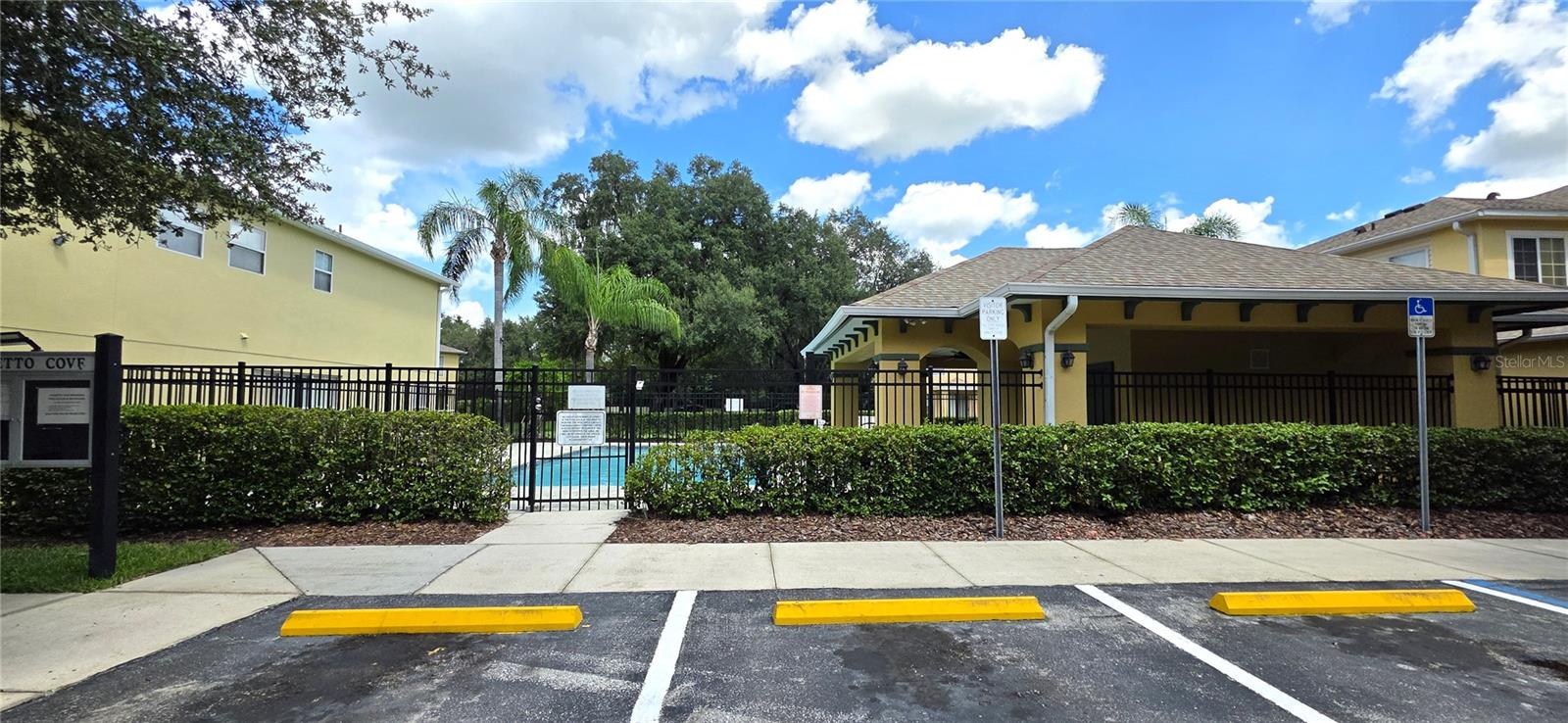 4555 LIMERICK DR — photo 41