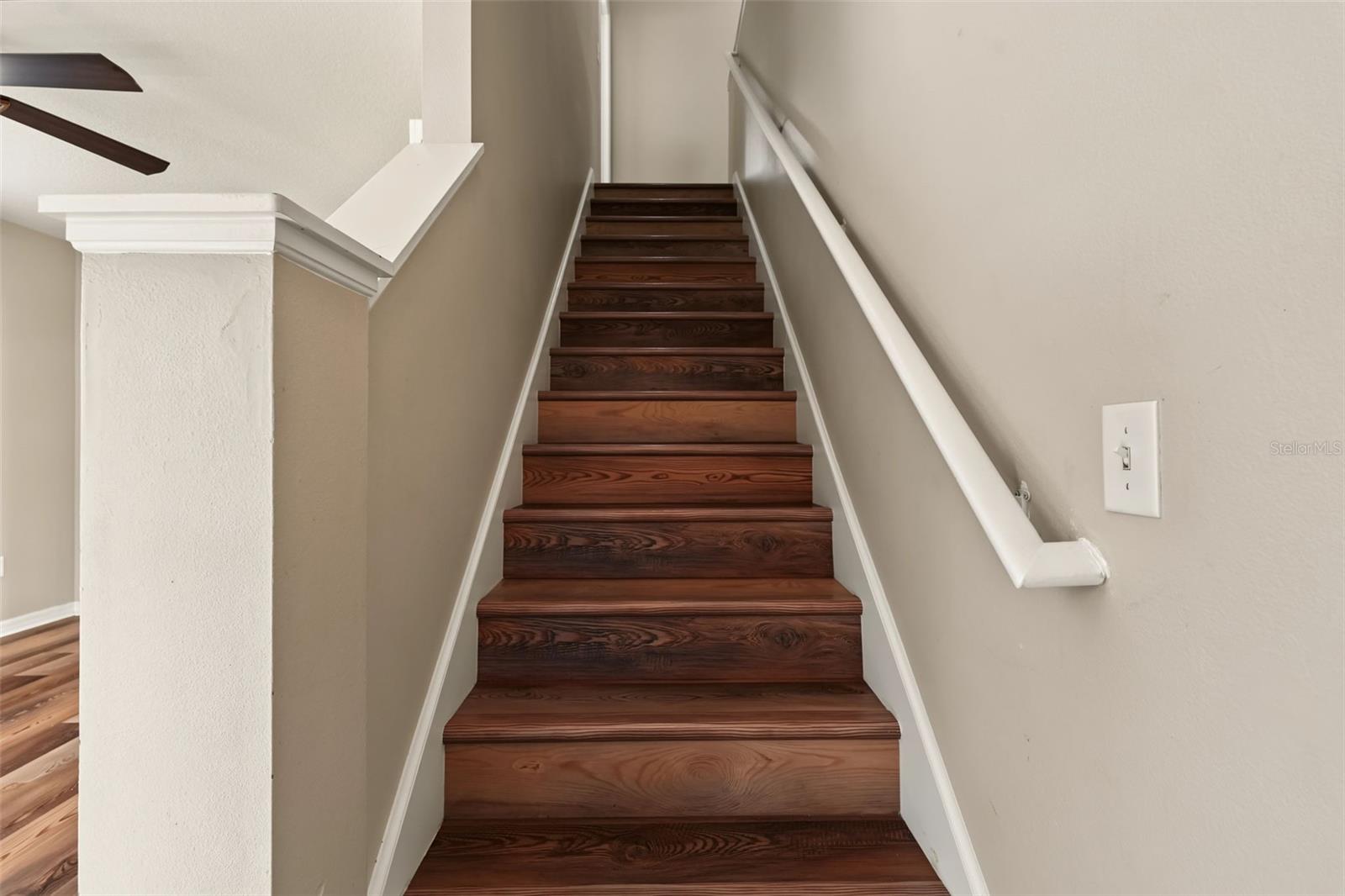 150 SAWTOOTH DR — photo 20