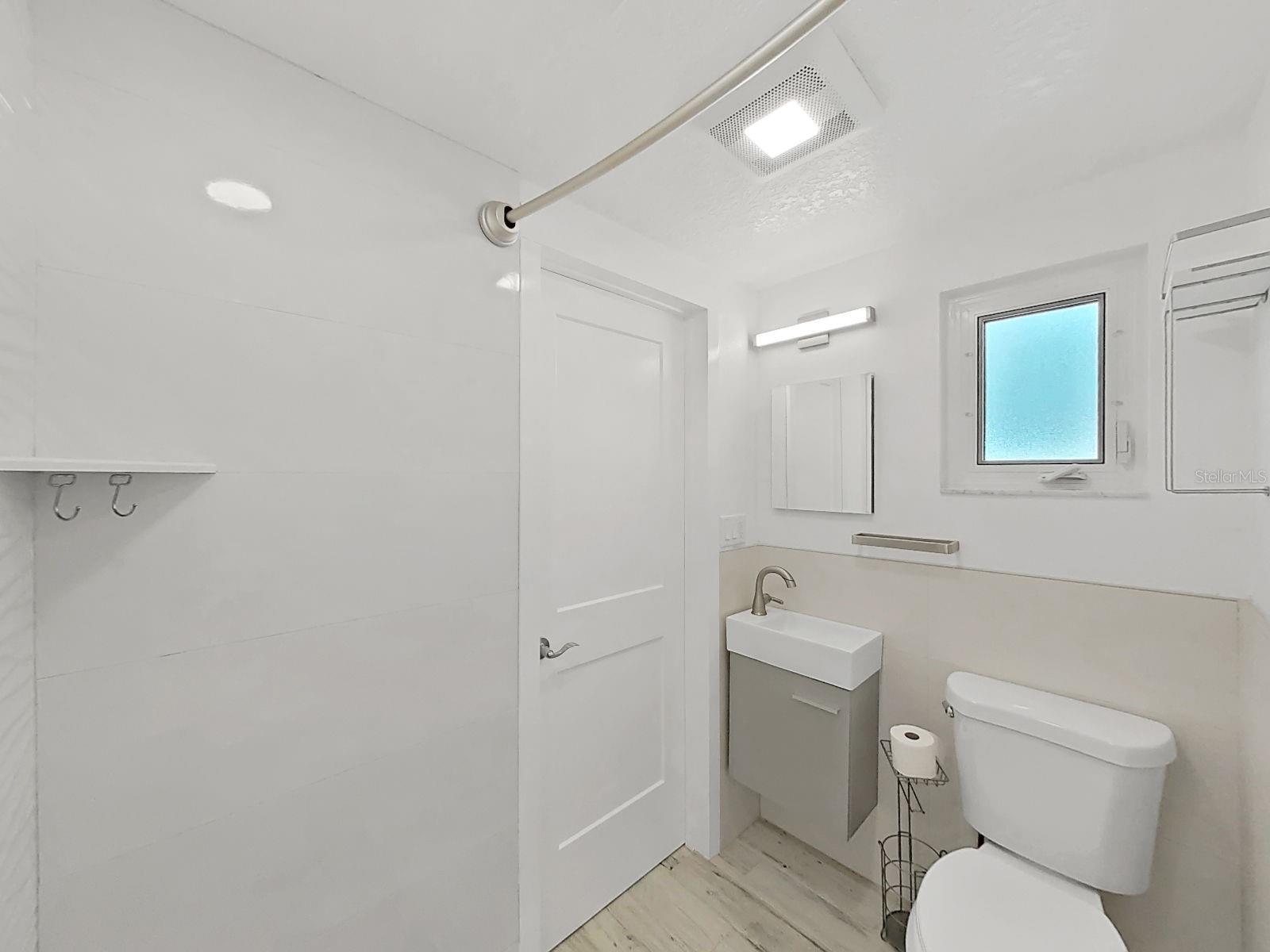 4156 FLORAMAR TER — photo 26