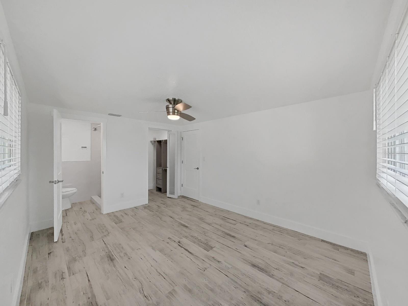 4156 FLORAMAR TER — photo 23