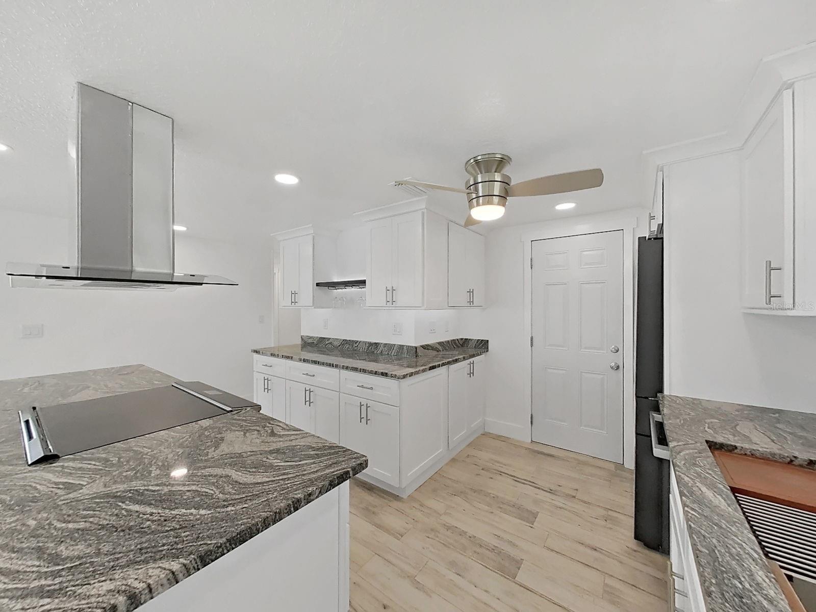 4156 FLORAMAR TER — photo 18