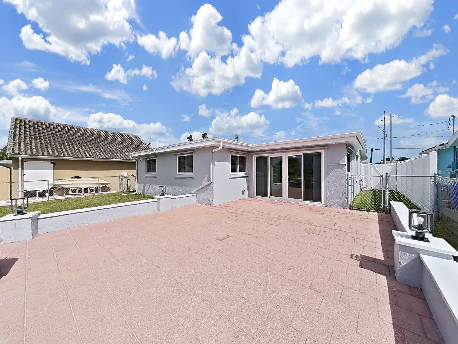 4156 FLORAMAR TER — photo 32