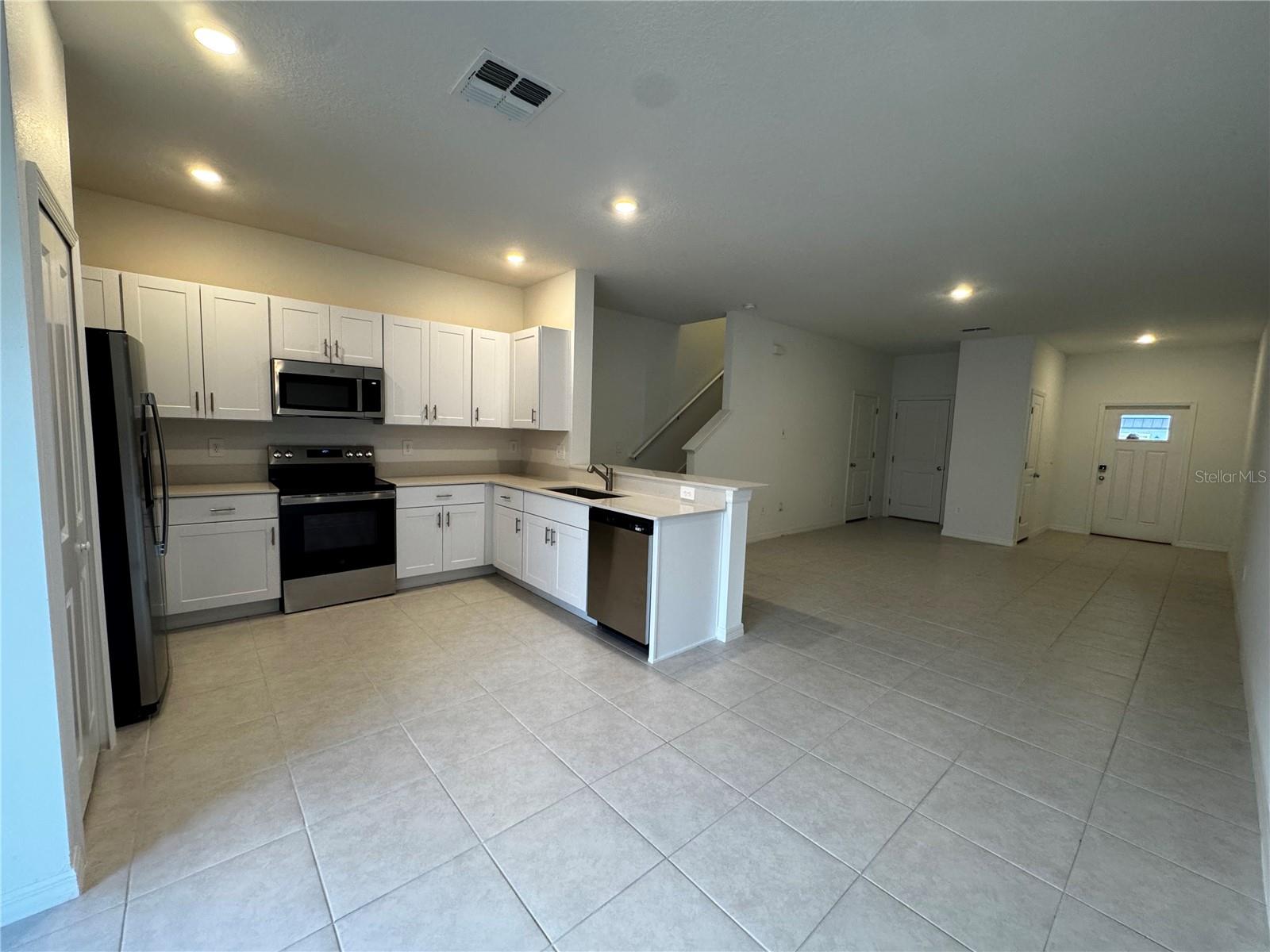 10149 TRUMPET HONEYSUCKLE WAY — photo 4