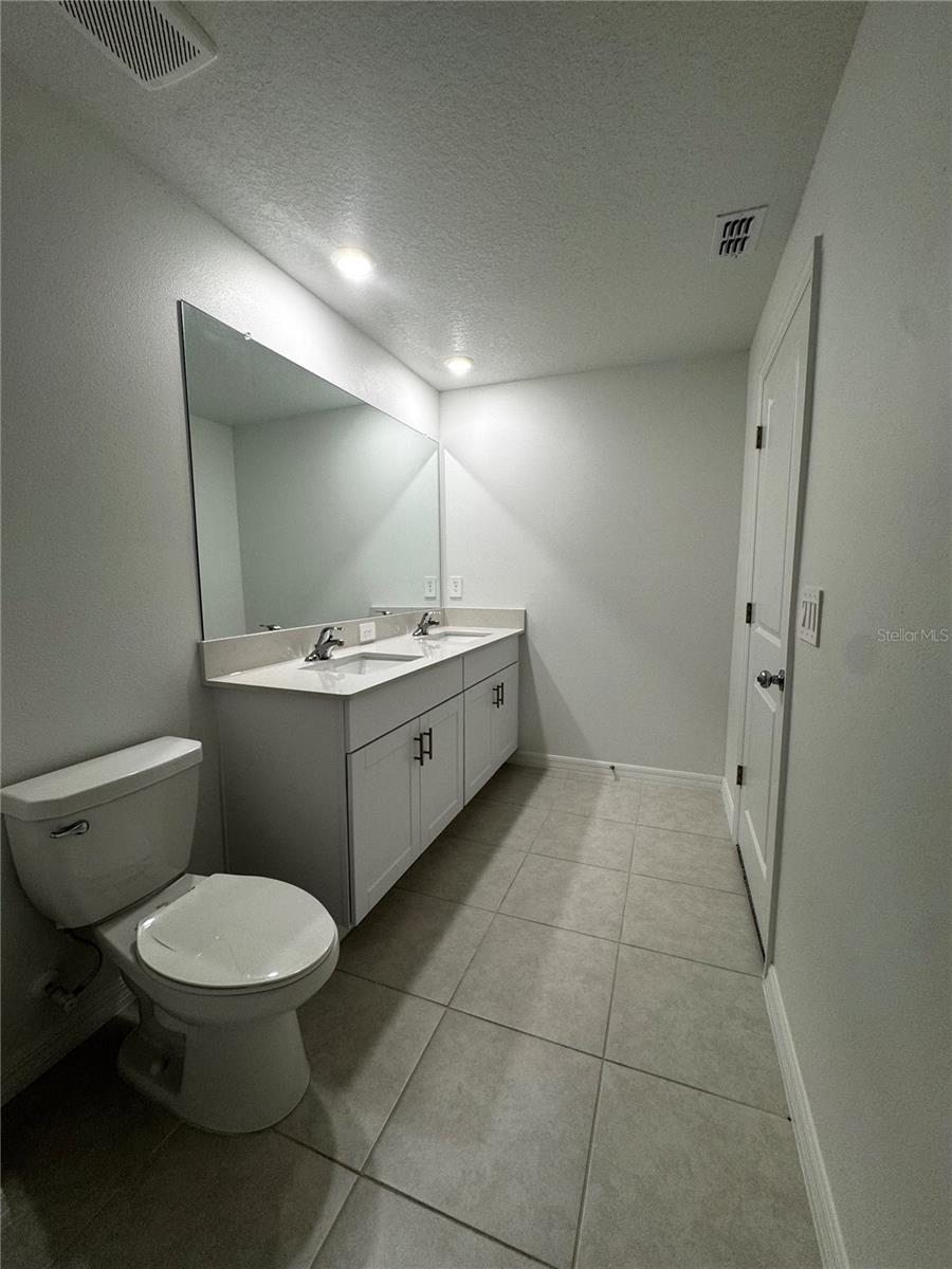 10149 TRUMPET HONEYSUCKLE WAY — photo 26