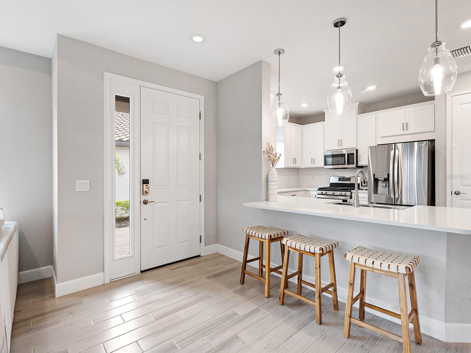 10053 MORNING MIST LN — photo 4