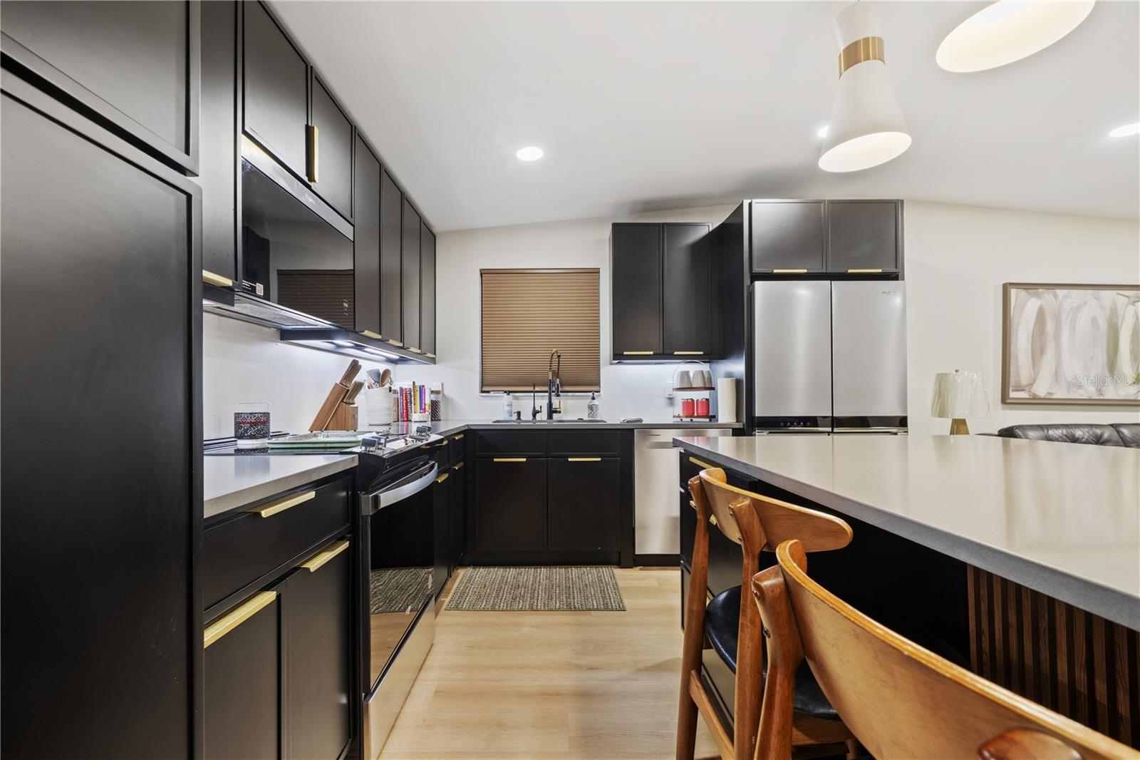4103 N GOMEZ AVE — photo 9
