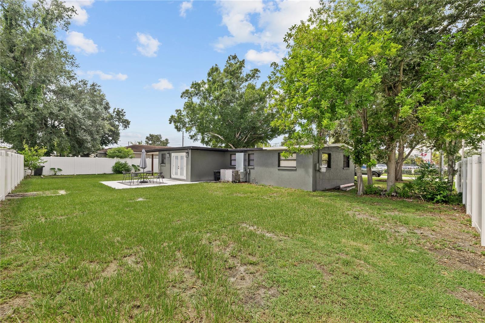 4103 N GOMEZ AVE — photo 24