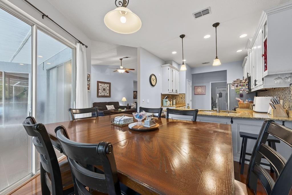 22832 CYPRESS TRAIL DR — photo 15