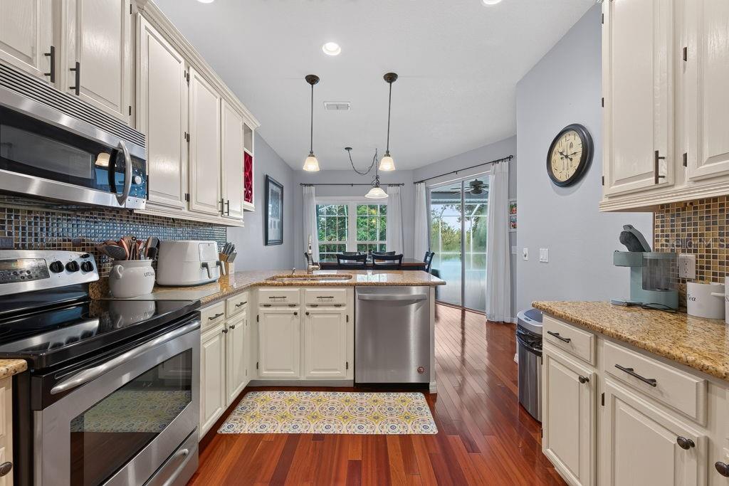 22832 CYPRESS TRAIL DR — photo 24