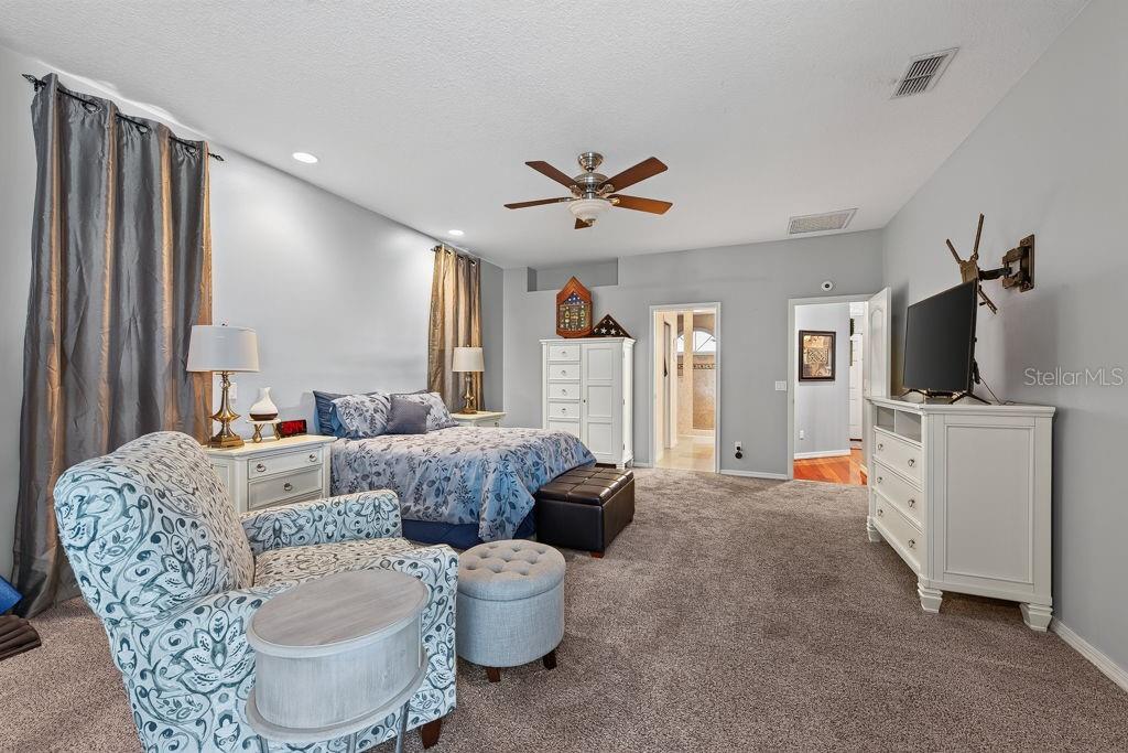22832 CYPRESS TRAIL DR — photo 28